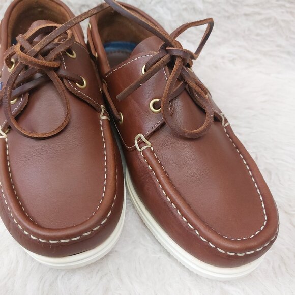 Duberry Boy's Admirals Brown Leather Deck Shoes US 4.5/EU 37.5 - Picture 2 of 8